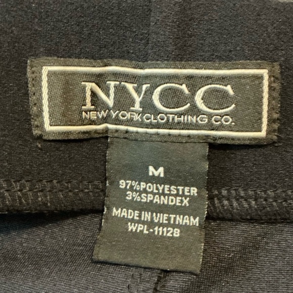 NYCC Navy Skirt - Picture 6 of 6